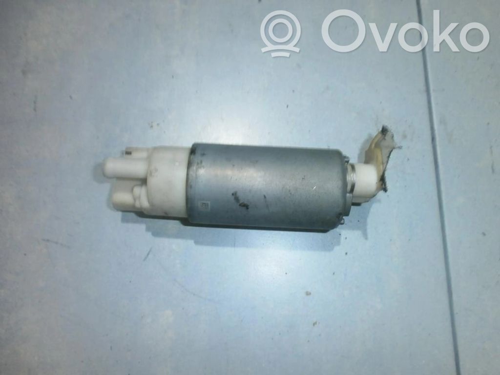 Nissan Primera Pompe à carburant 