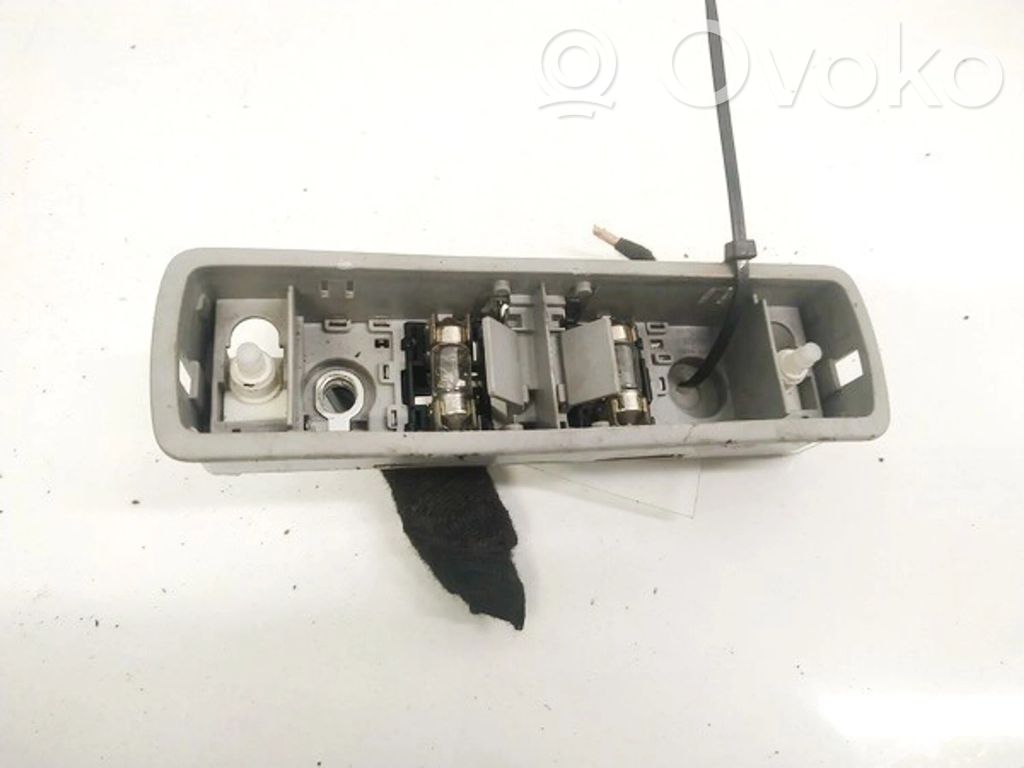Éclairage lumière plafonnier arrière