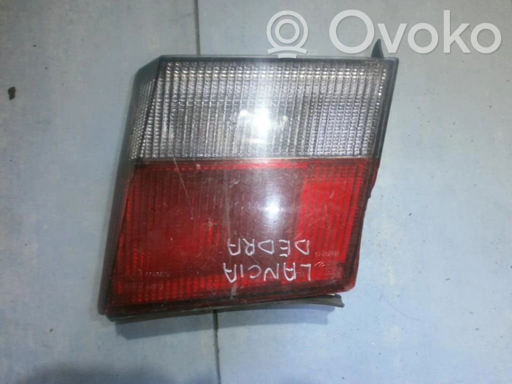 Lancia Dedra Takaluukun takavalot 