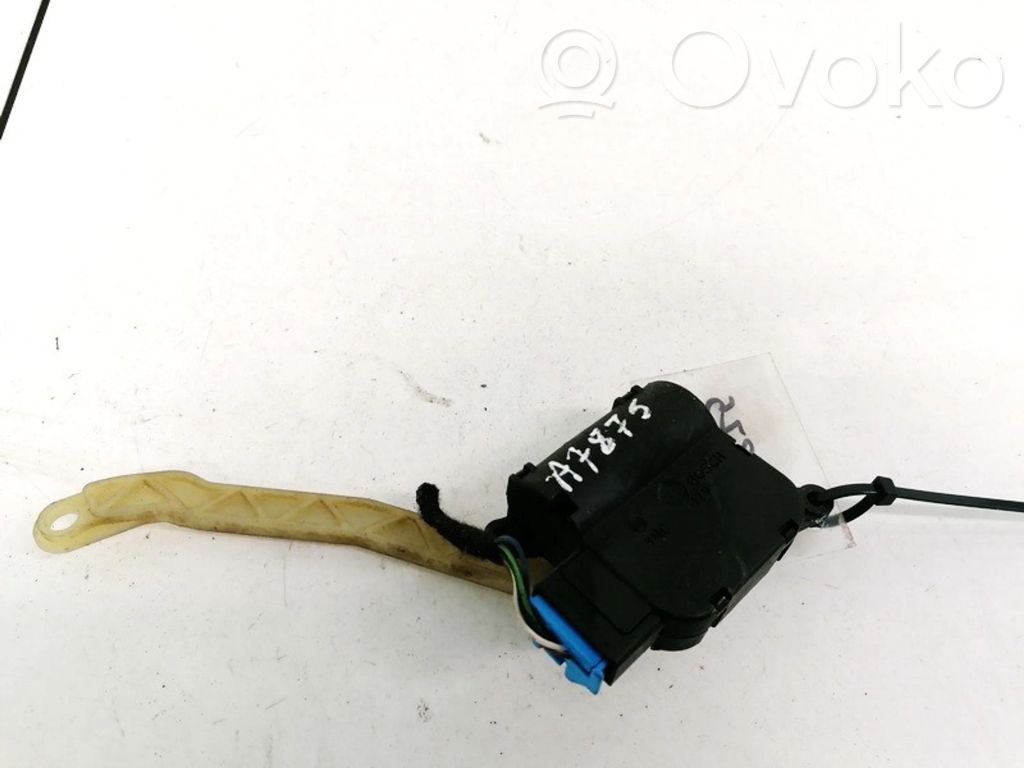 Volkswagen Touran I Motor/actuator clapetă aer 
