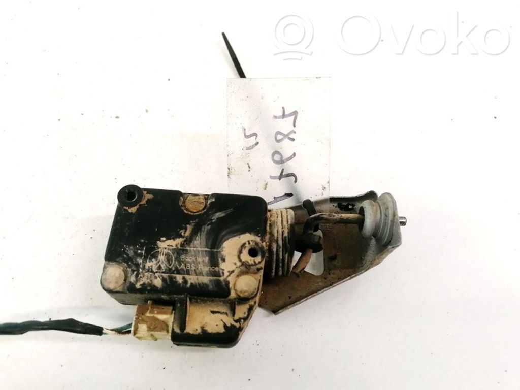 Peugeot 407 Motorino della chiusura centralizzata
