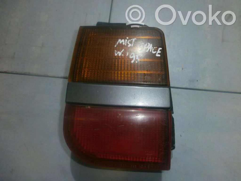 Mitsubishi Space Wagon Feux arrière / postérieurs