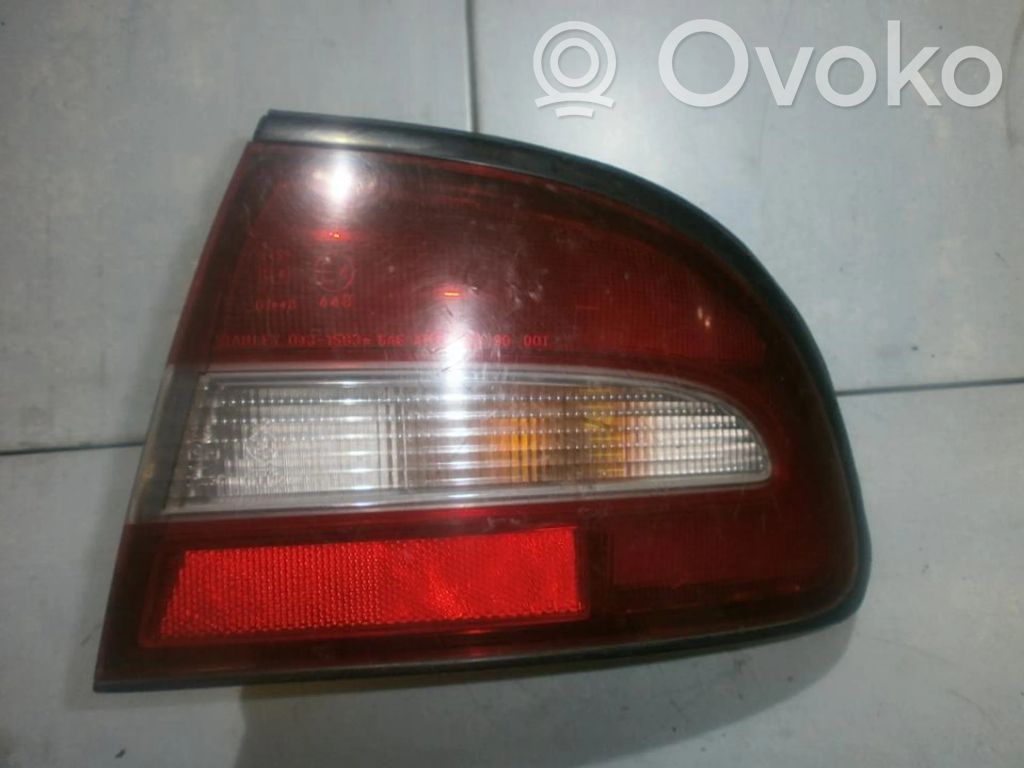 Mitsubishi Galant Luci posteriori 