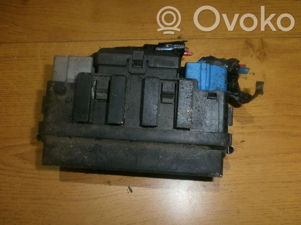 Opel Vectra B Set scatola dei fusibili 