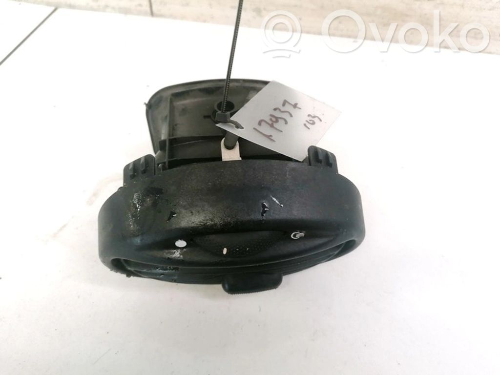 Ford Focus Rejilla de ventilación central del panel 