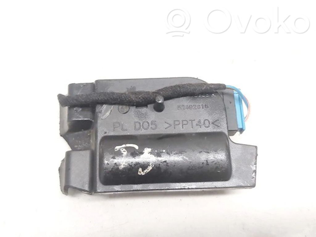 Volkswagen Transporter - Caravelle T5 Motor/actuator clapetă aer 