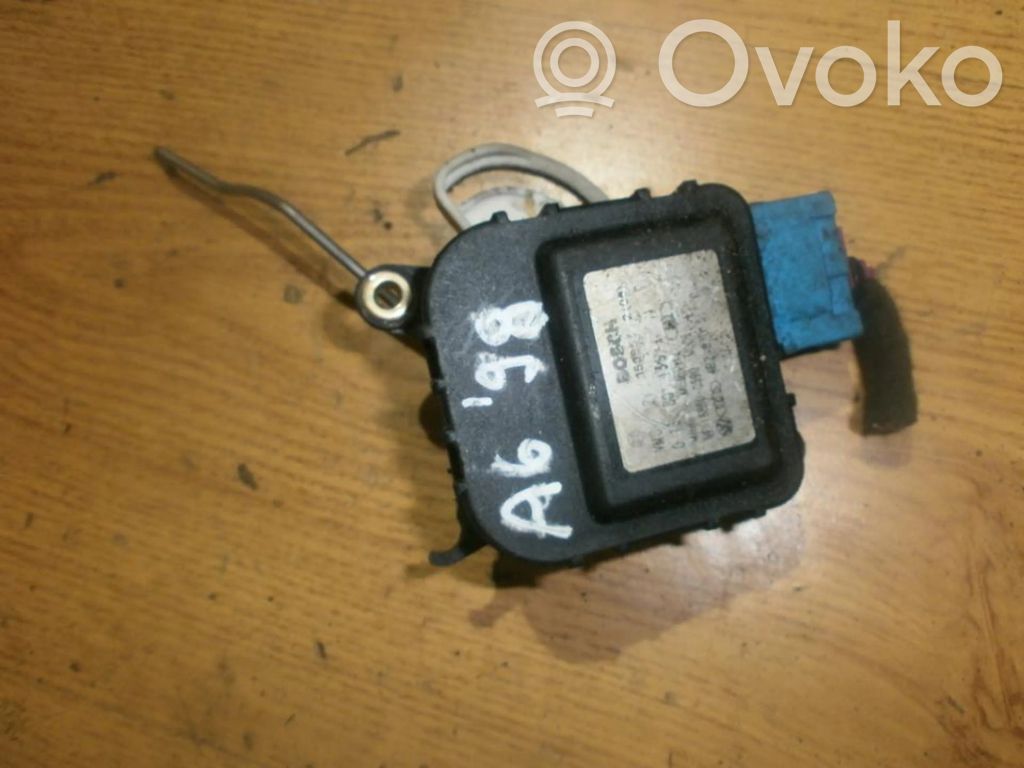 Motor/actuator clapetă aer   4B2820511C,4B2820511C