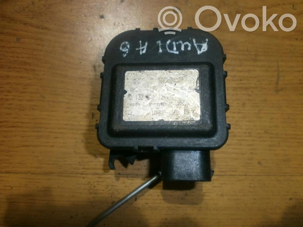 Audi A6 S6 C5 4B Motor/actuator clapetă aer 