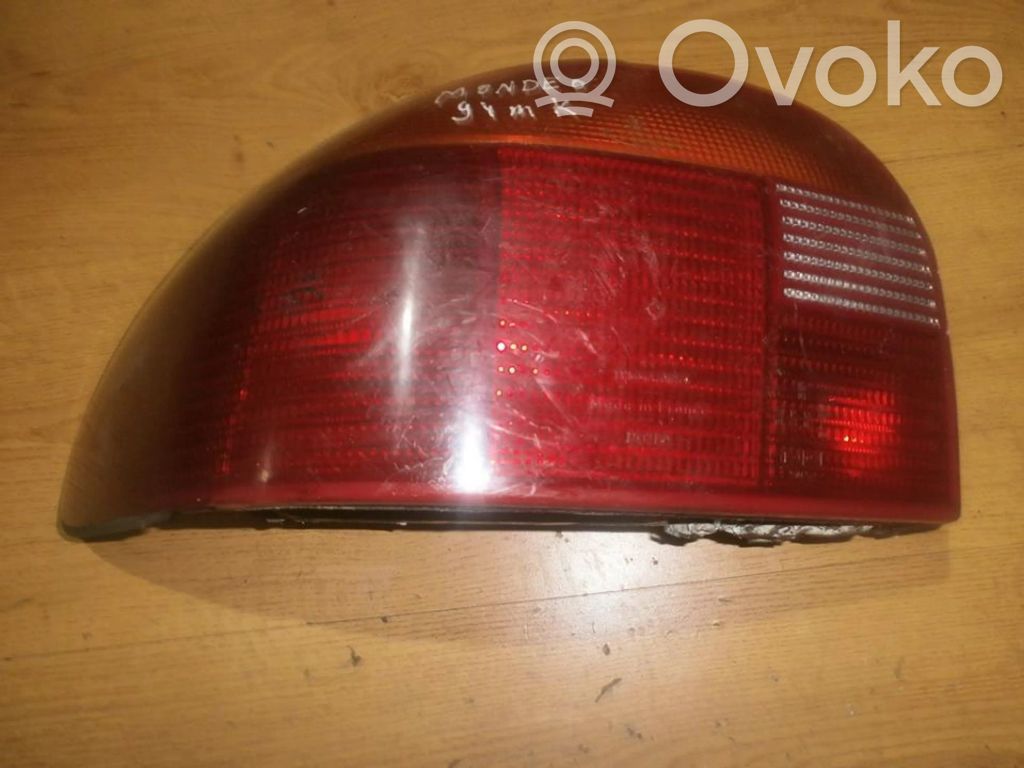 Ford Mondeo MK I Luci posteriori