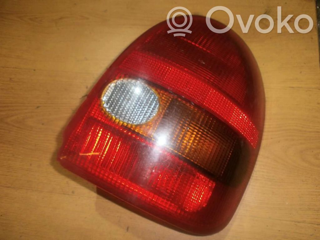 Opel Corsa B Luci posteriori 