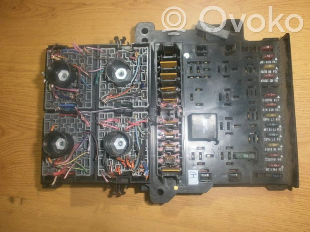 Chrysler Voyager Fuse box set 