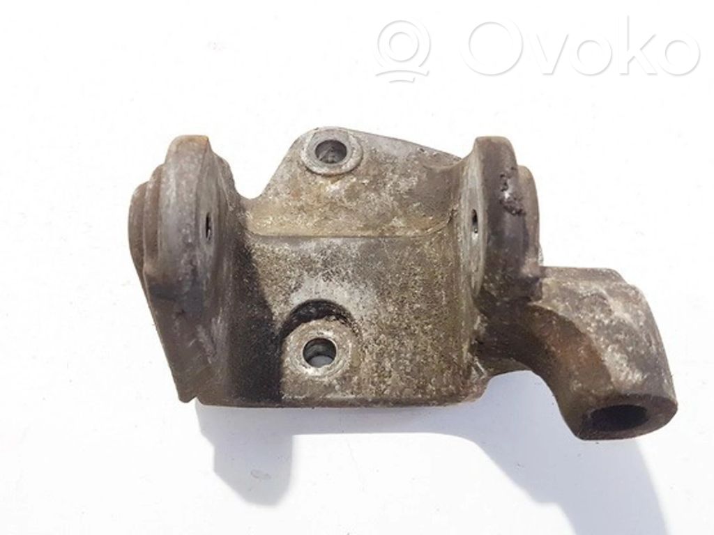 Dodge Journey Engine mounting bracket 