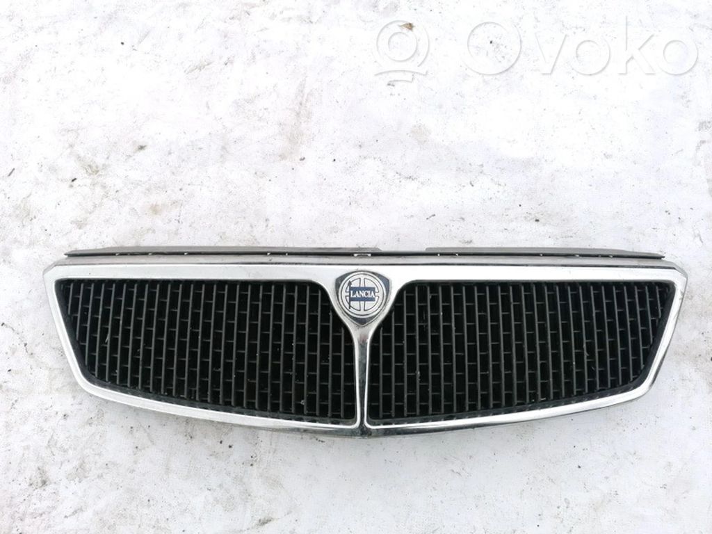 Lancia Dedra Etusäleikkö 