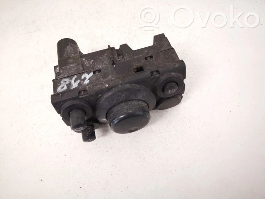 Opel Astra H Interruptor de luz 