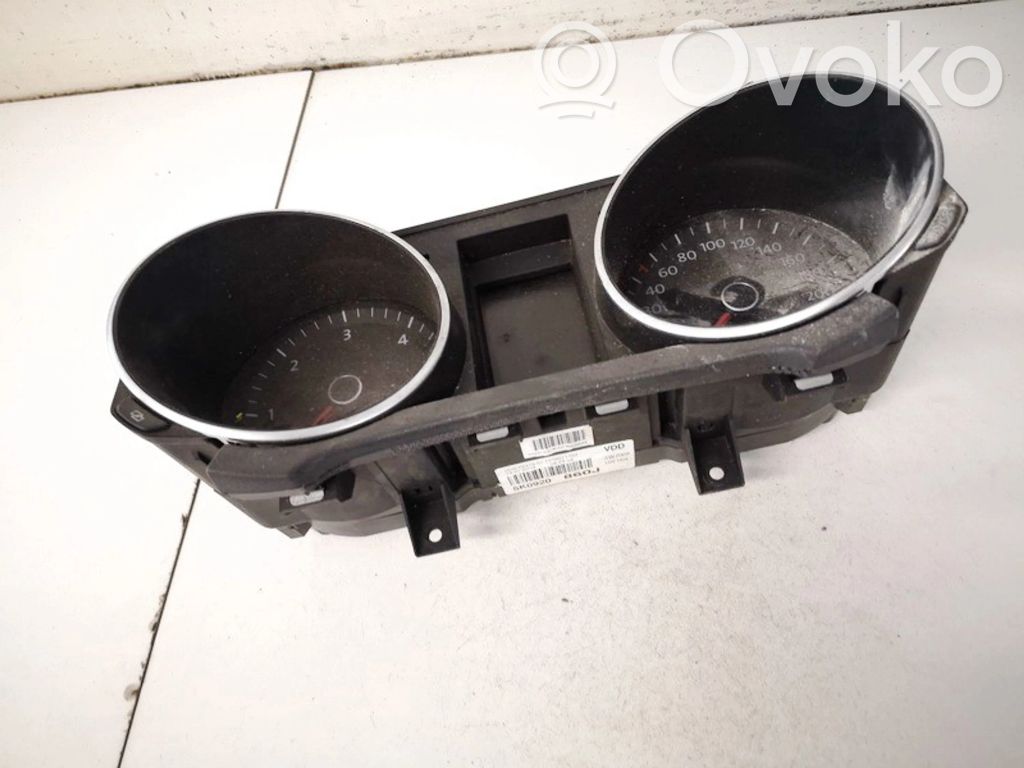 Volkswagen Golf VI Vitezometru (grup de instrumente) 