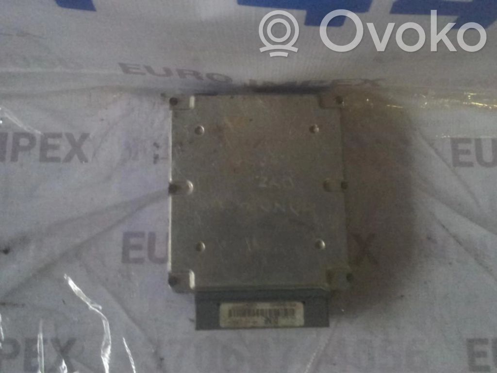Ford Mondeo MK II Engine control unit/module 