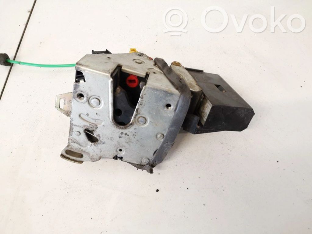 Etuoven lukko   8352165,67118352165,67118352165,8352165