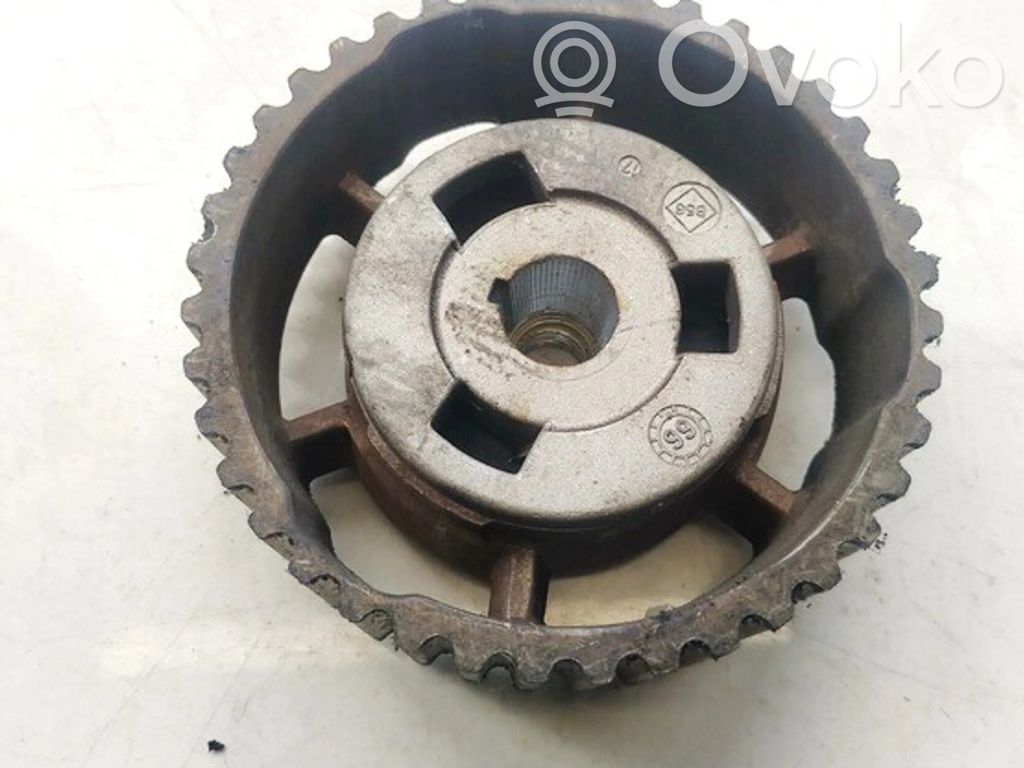 Renault Laguna I Engranaje de la bomba de combustible (polea)