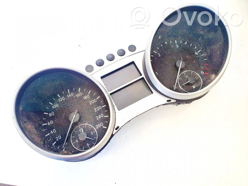Mercedes-Benz ML W164 Tachimetro (quadro strumenti) 