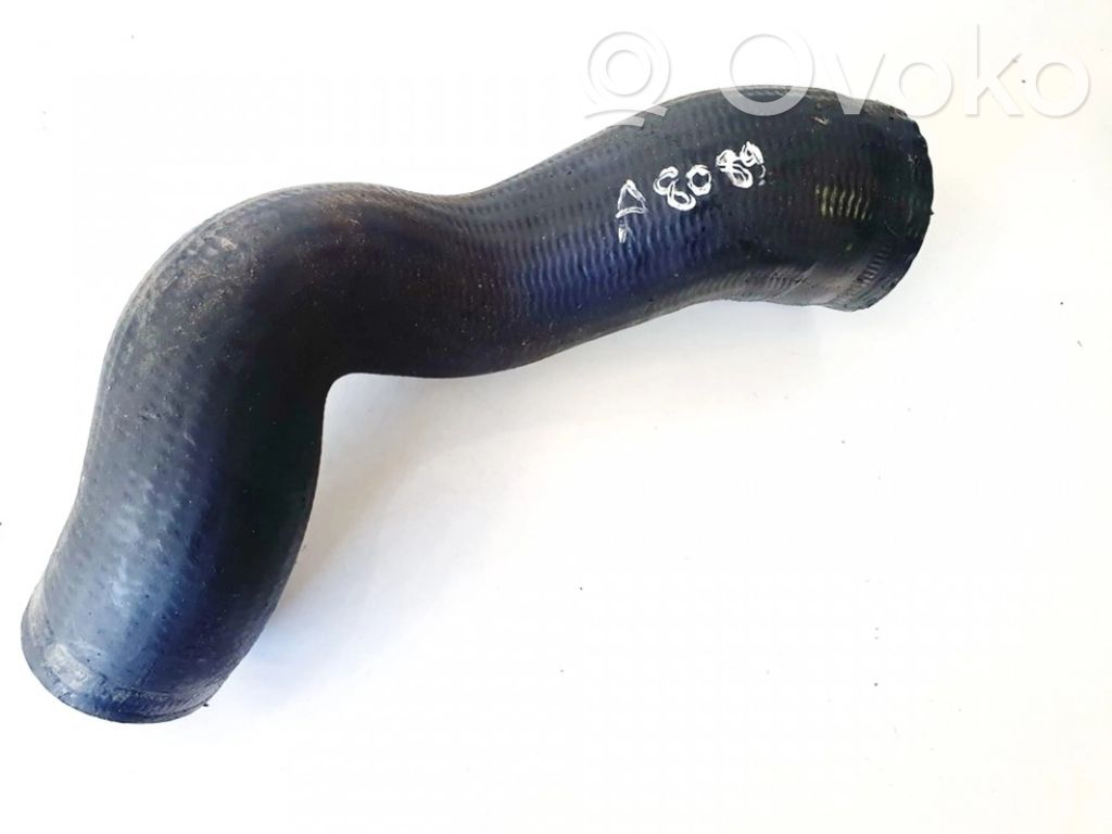 Opel Zafira A Furtun/conductă intercooler
