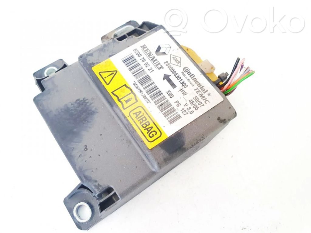 Dacia Logan I Airbag control unit/module 