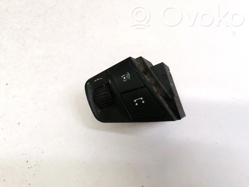 Opel Antara Butoane/comutatoare pe volan 