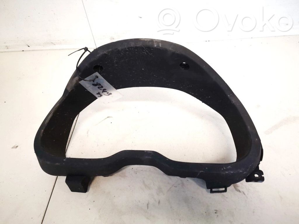 Subaru Legacy Cornice cruscotto