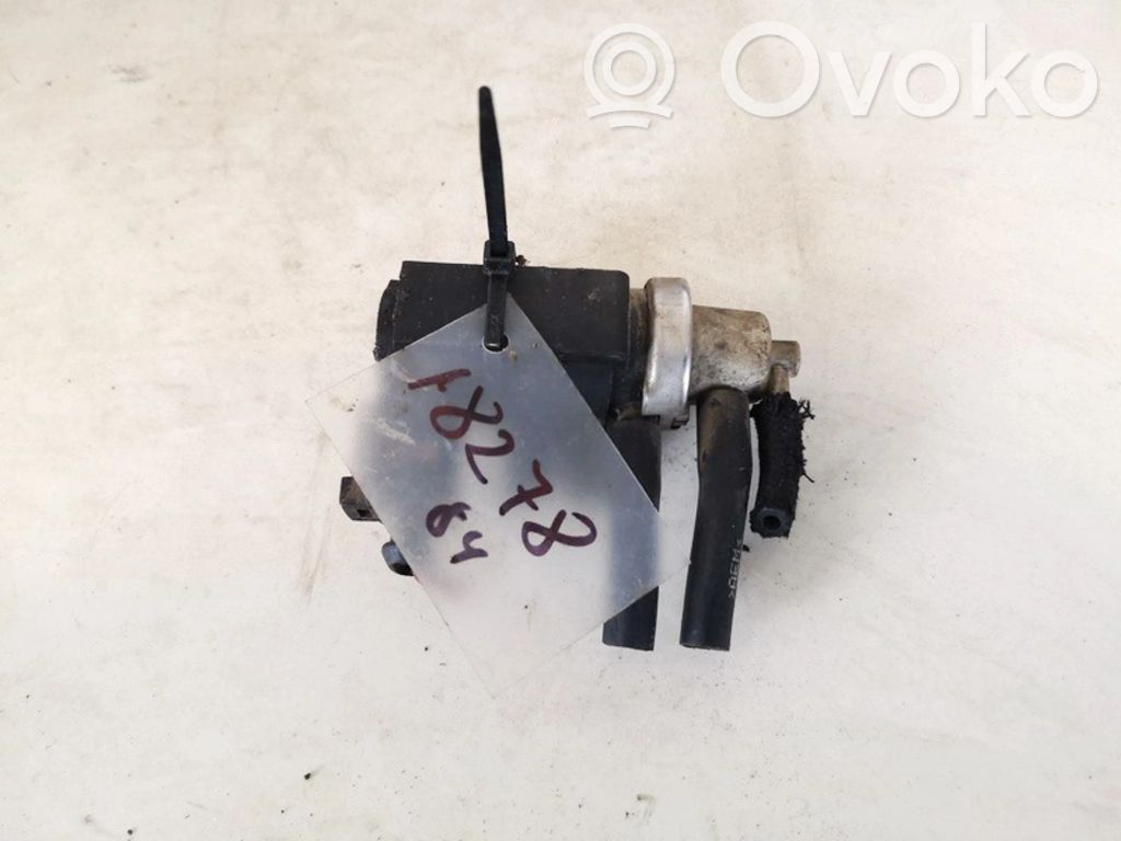Audi A4 S4 B7 8E 8H Zawór podciśnienia / Elektrozawór turbiny 