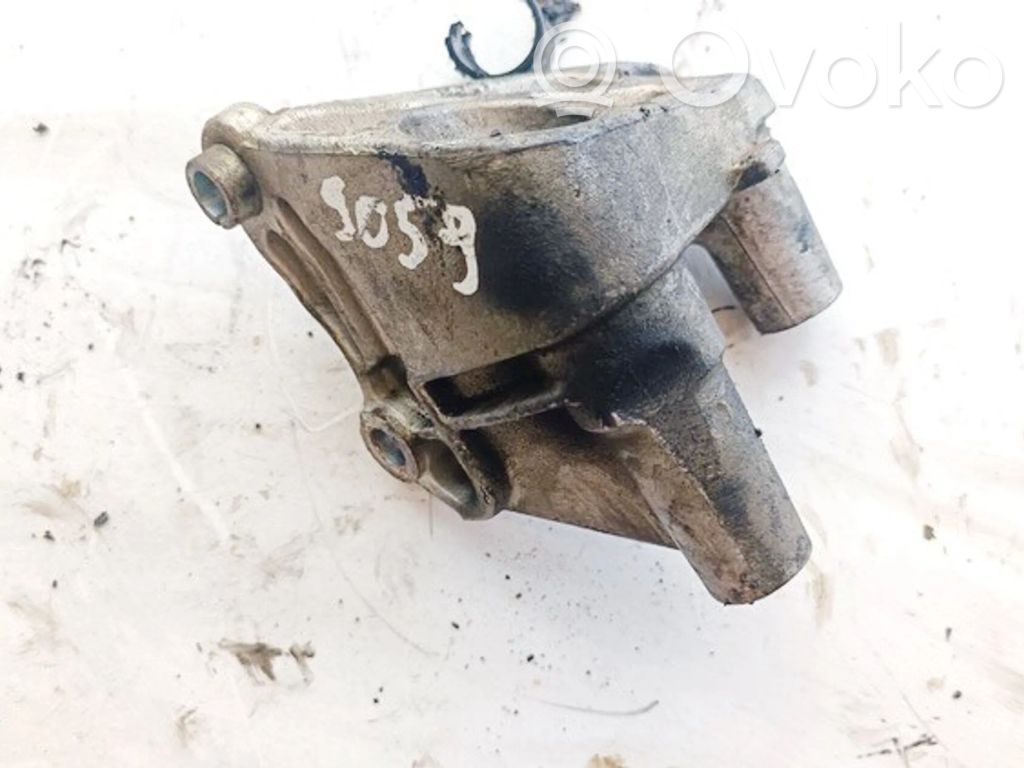 Łapa / Mocowanie silnika   8200193773,8200193773