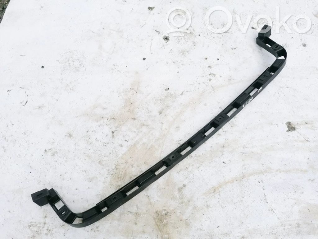 Volkswagen Touran I Suport montare bară spate