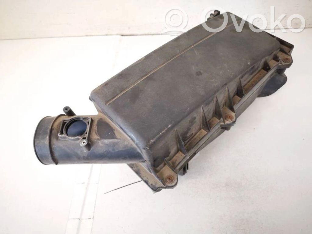 Ford Mondeo Mk III Cutie filtru aer 