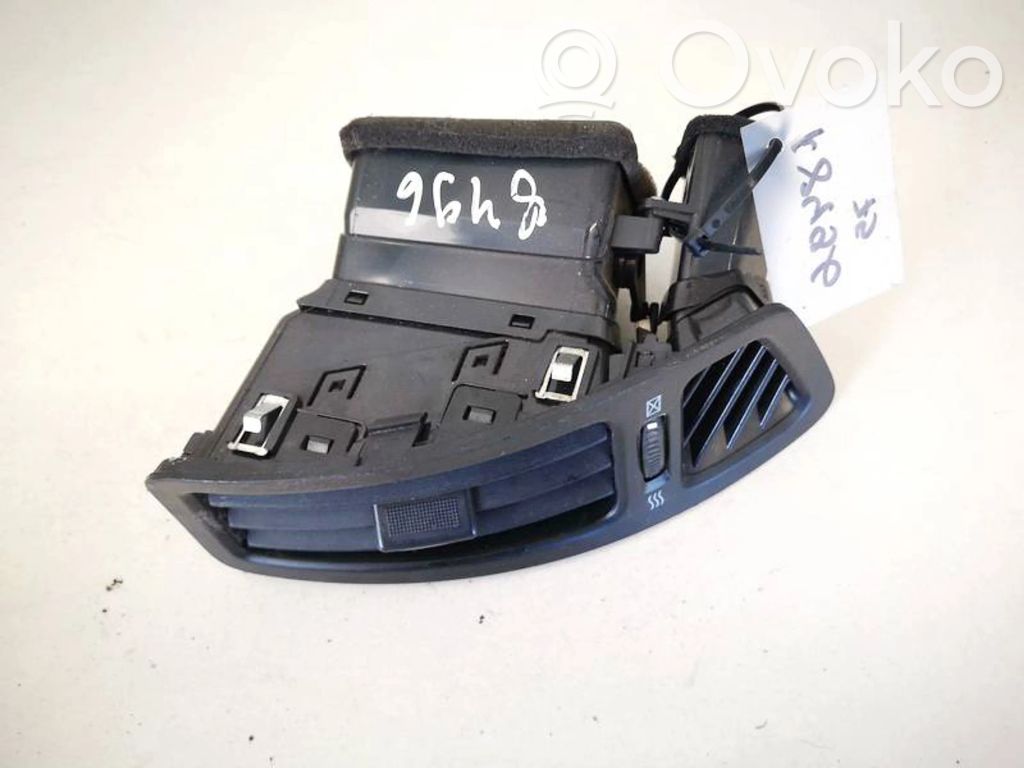 KIA Ceed Grilă ventilație/ramă laterală bord 