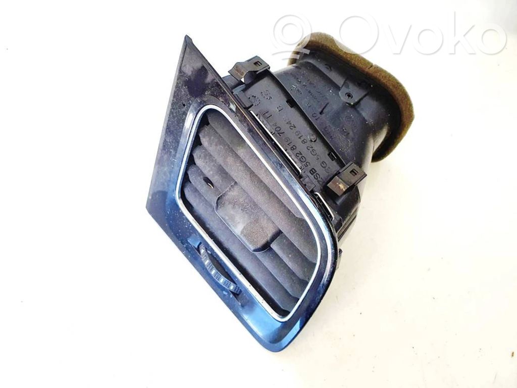 Volkswagen Golf VII Rejilla de ventilación central del panel 
