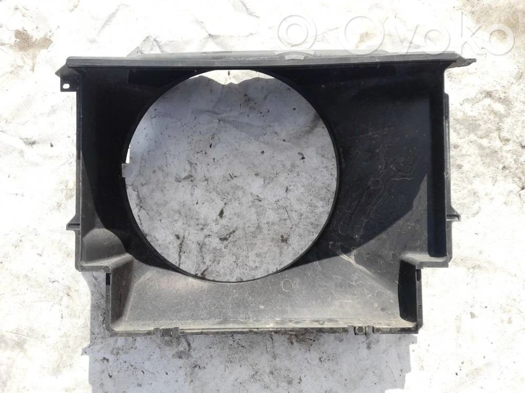 BMW 5 E39 Convogliatore ventilatore raffreddamento del radiatore 