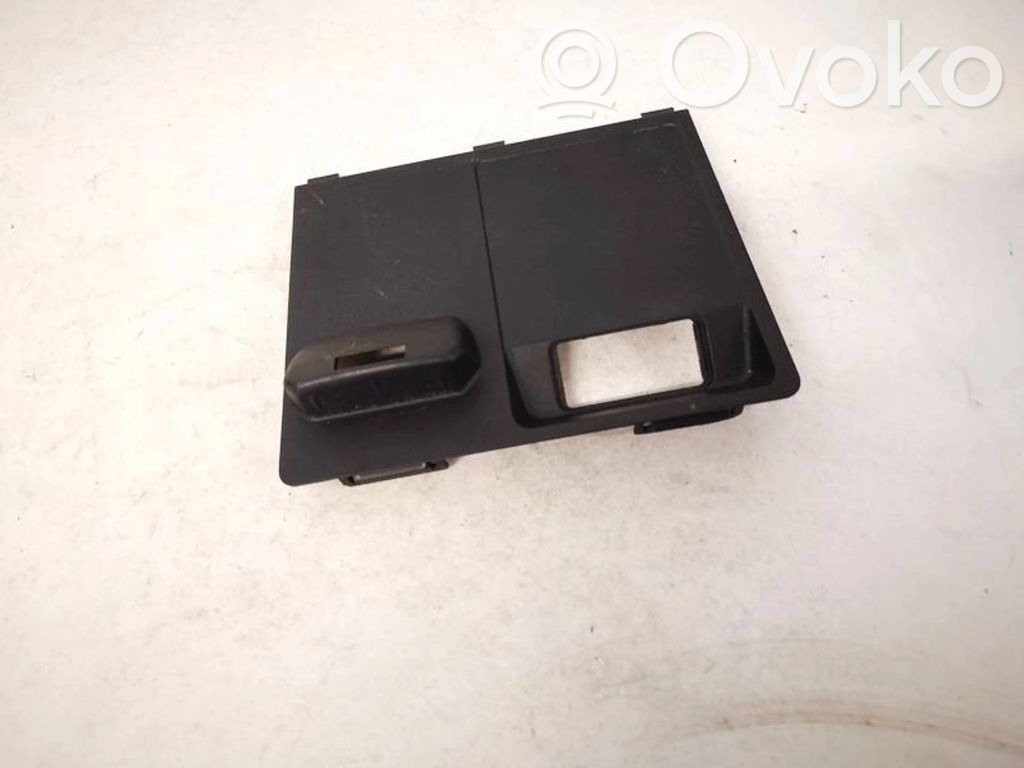 BMW X5 E70 Kita salono detalė 