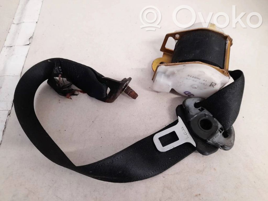 Opel Vectra B Cinturón trasero 
