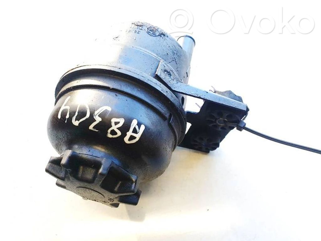 BMW 1 E81 E87 Serbatoio/vaschetta del liquido del servosterzo