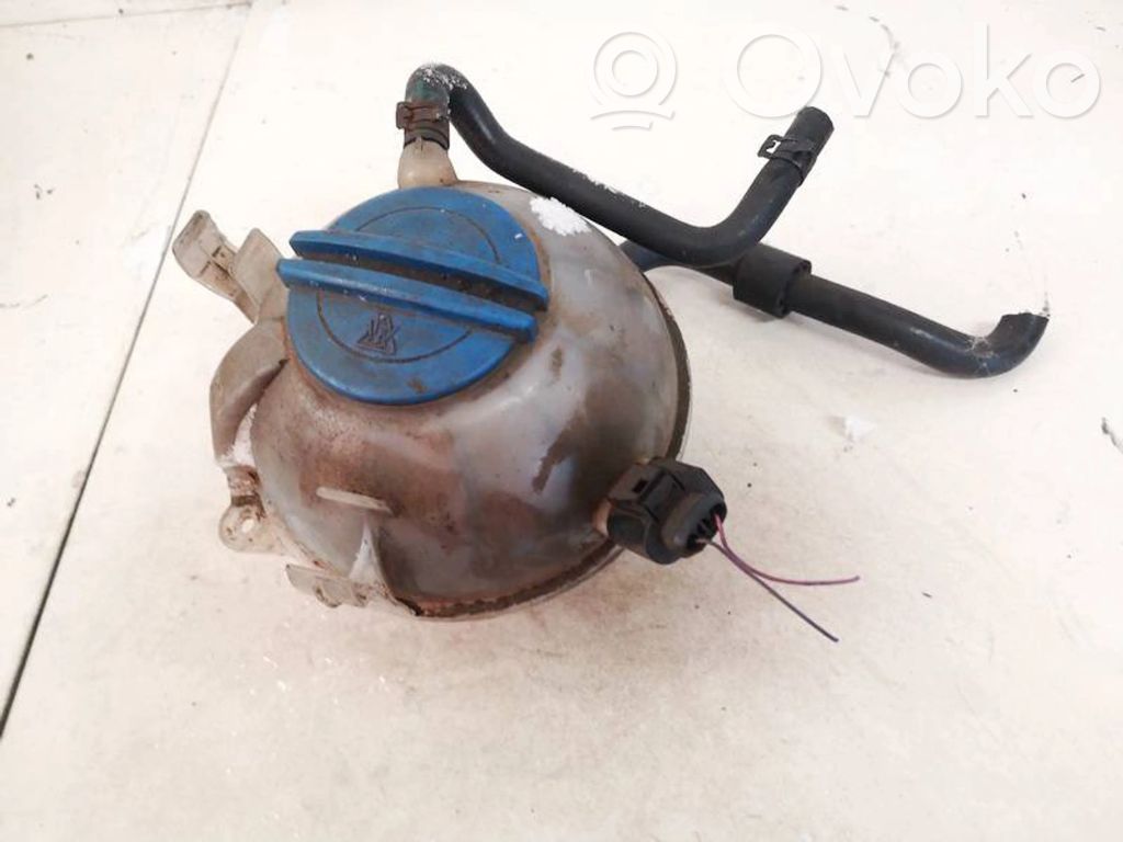 Volkswagen Golf V Vase d'expansion / réservoir de liquide de refroidissement