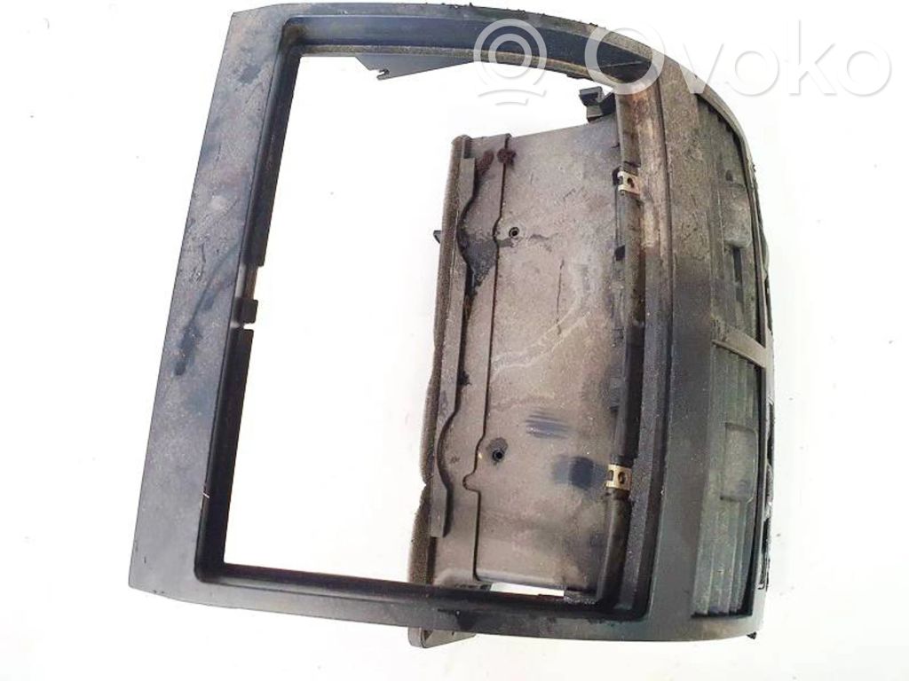Volkswagen Touareg I Grilă ventilație centrală 