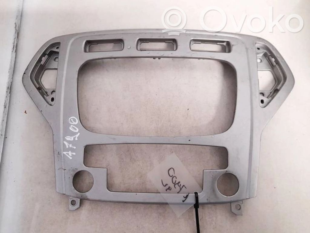 Ford Mondeo MK IV Alte piese de interior 