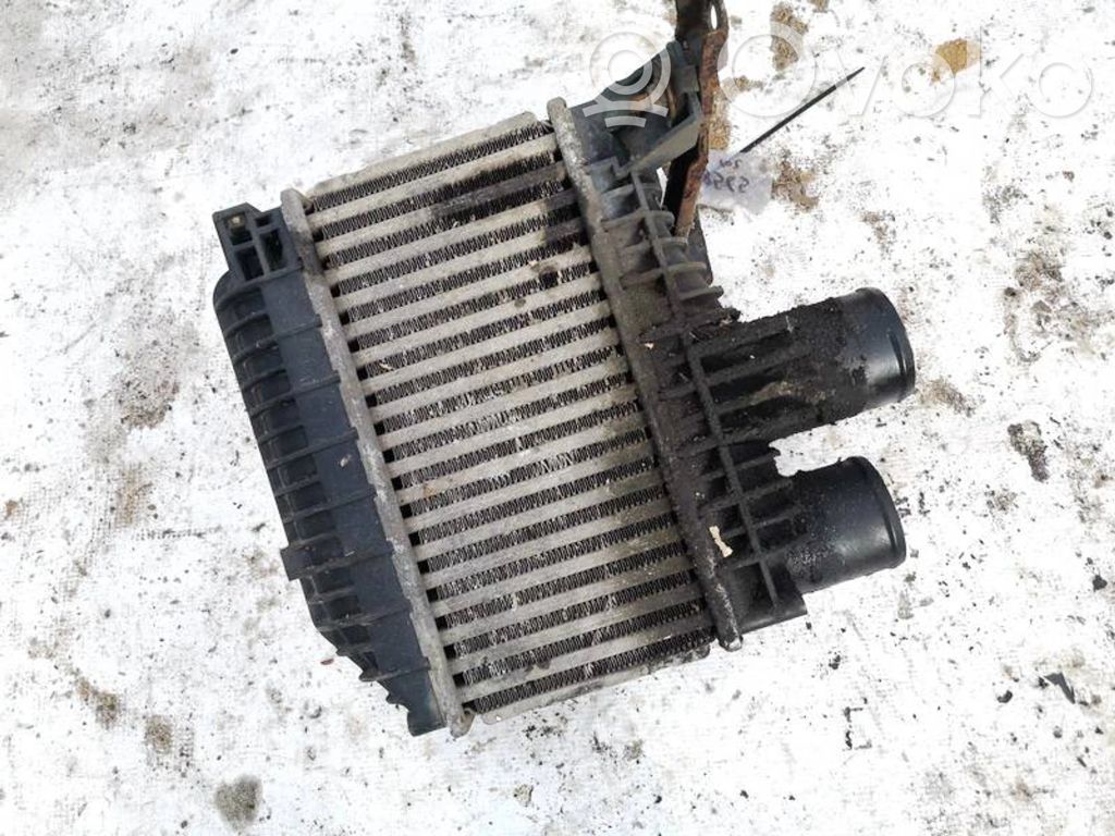 Chłodnica powietrza doładowującego / Intercooler   873067D,TOYOTA0G010,873067D,TOYOTA0G010