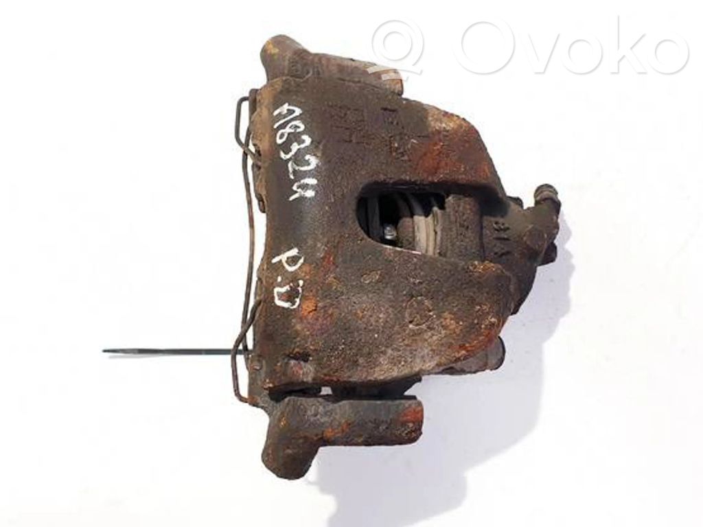 Caliper de freno delantero   814,814
