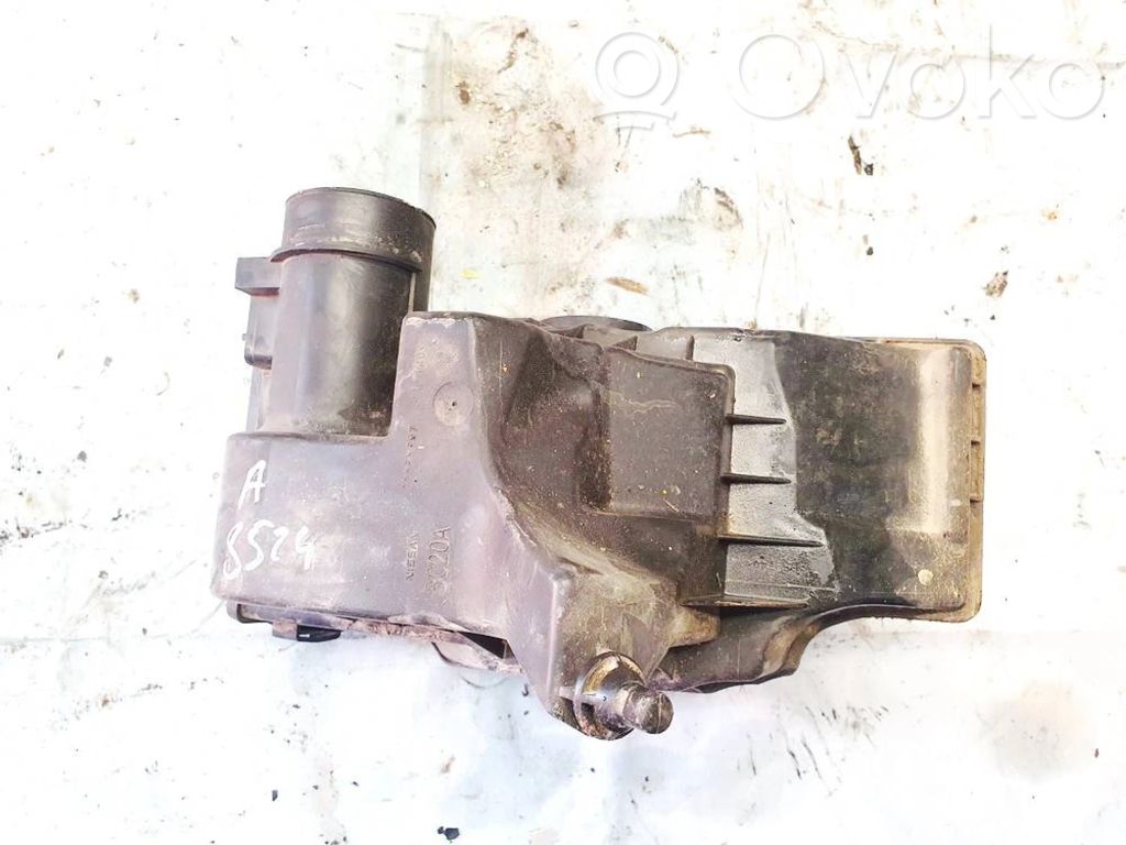 Nissan Note (E11) Air filter box 