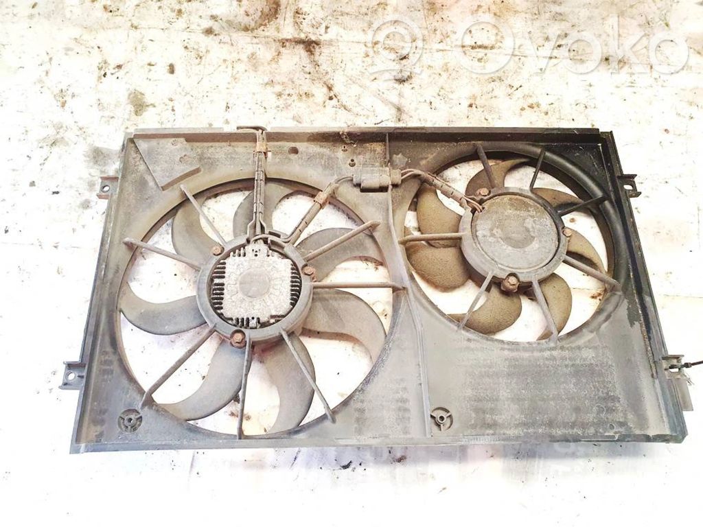 Volkswagen PASSAT B6 Suport ventilator radiator 