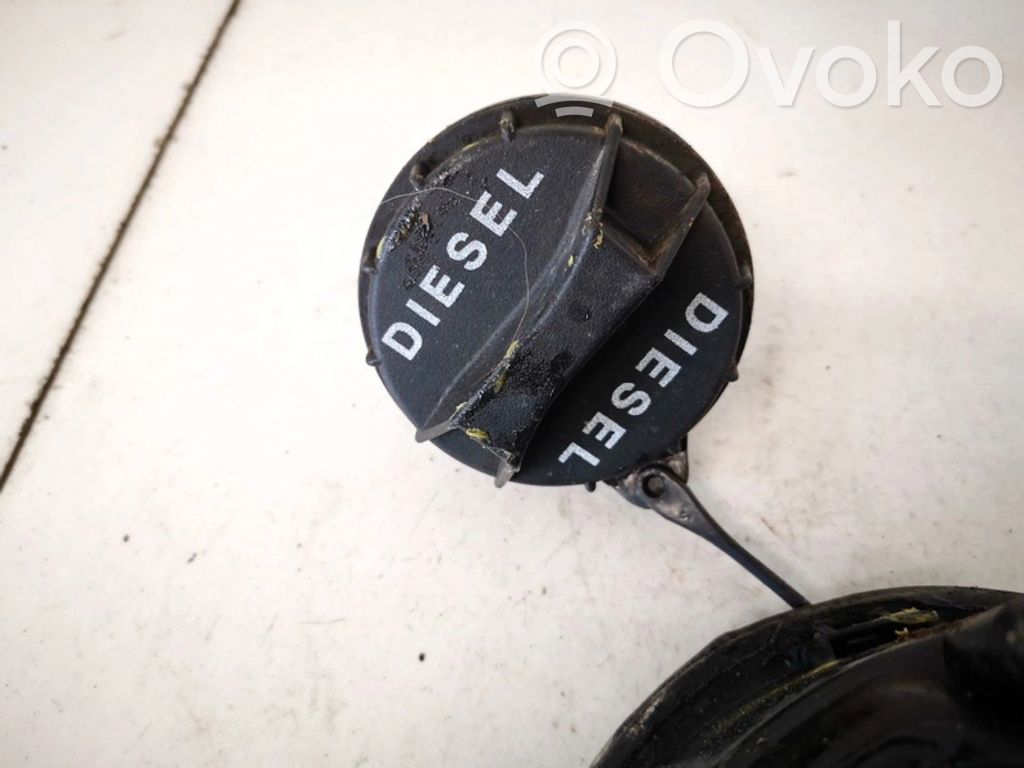 Hyundai i30 Bușon umplere rezervor combustibil 