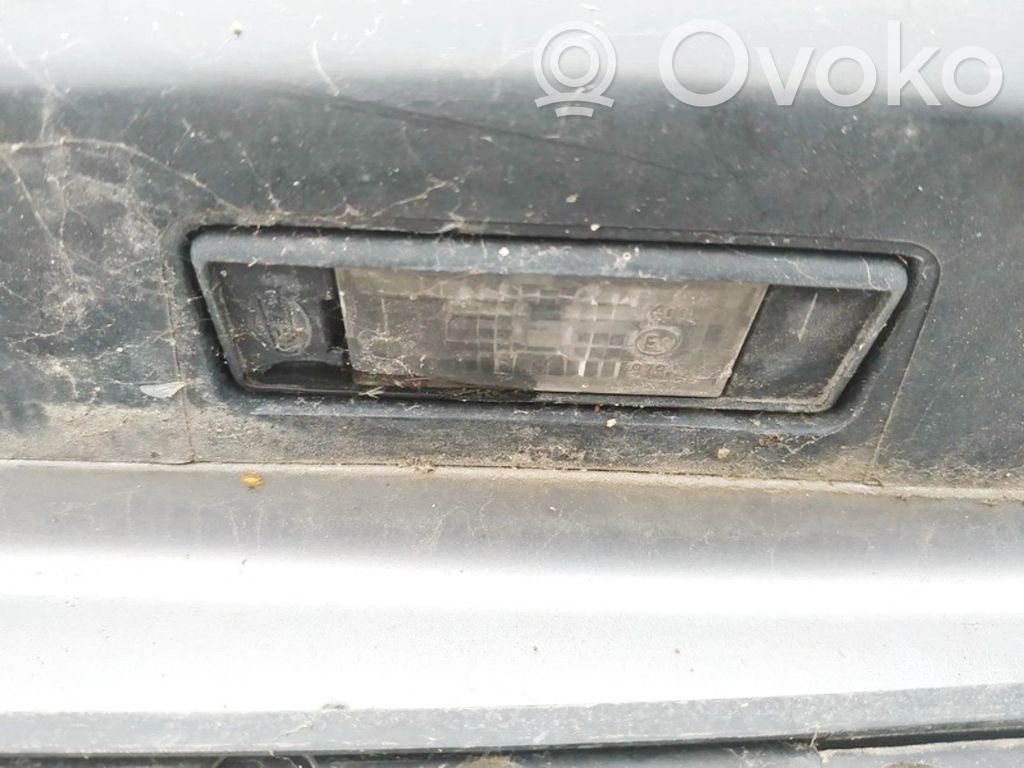Peugeot 607 Éclairage de plaque d'immatriculation