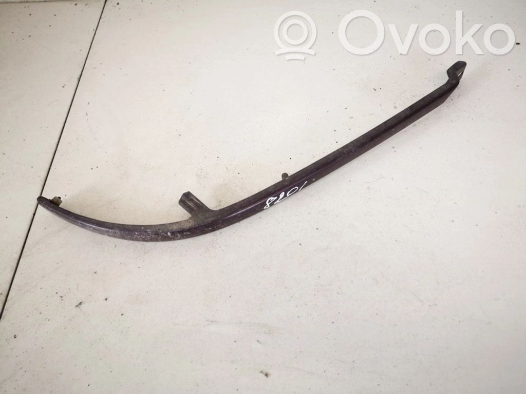 Audi 80 90 S2 B4 Rivestimento sotto il faro/fanale