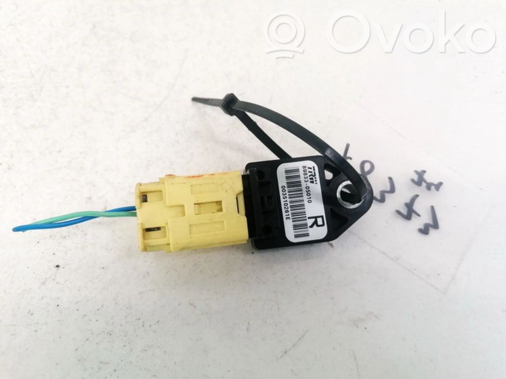 Toyota Avensis T250 Airbagsensor Crashsensor Drucksensor 