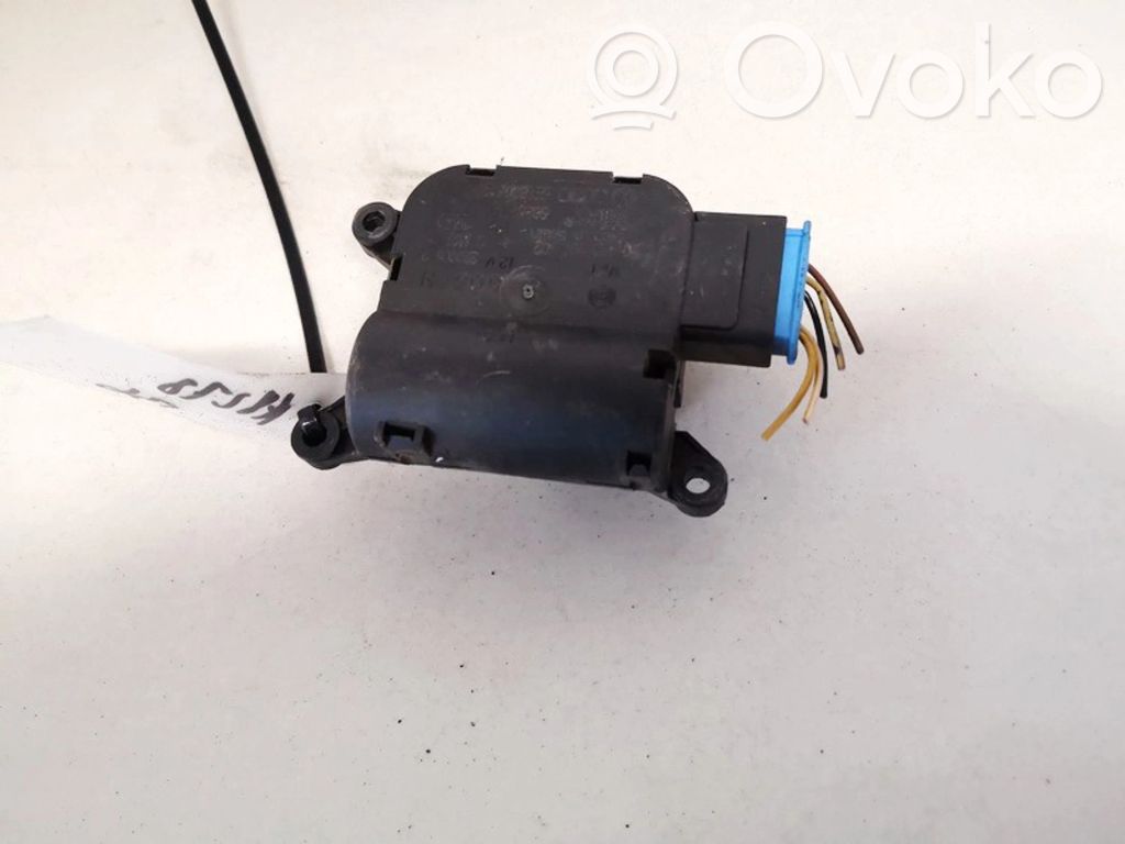 Motor/actuator clapetă aer   8E1820511C,0132801302,0132801302,8E1820511C
