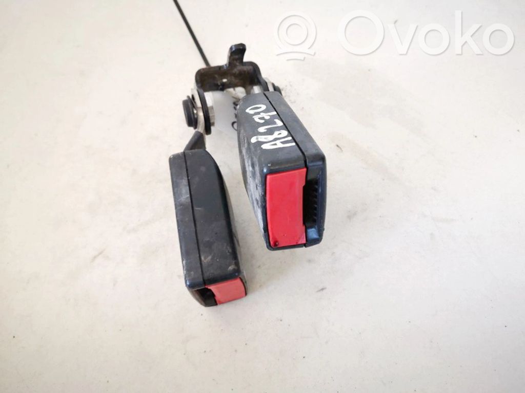Saab 9-3 Ver2 Klamra środkowego pasa bezpieczeństwa fotela tylnego 